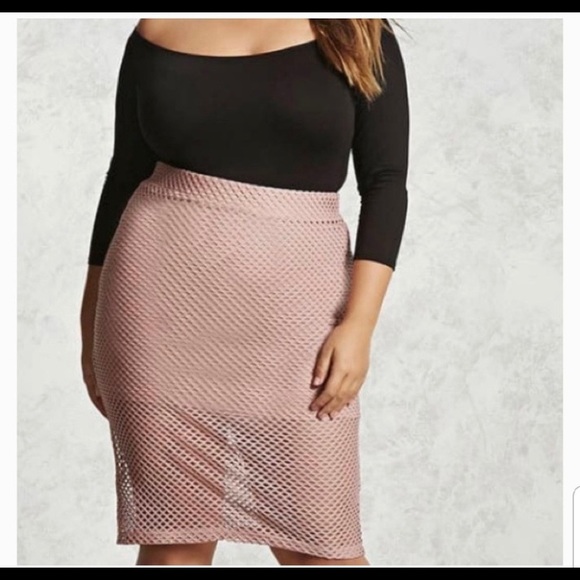 Forever 21 Dresses & Skirts - Forever 21 fishnet pencil skirt dusty rose